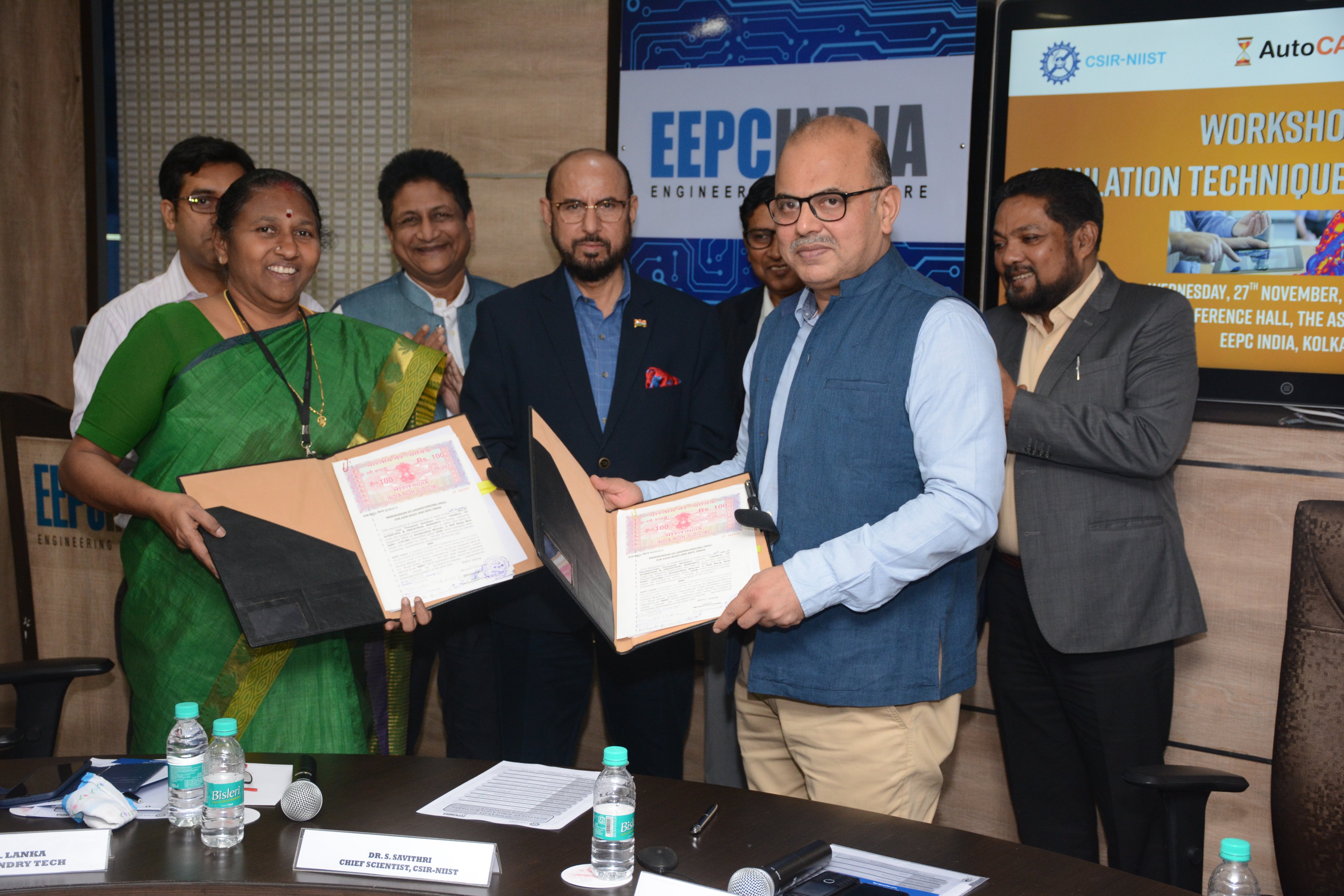 Mr Adhip Mitra, Addl. Executive Director & Secretary inked MoU on behalf of EEPC India with Dr S Savithri, Chief Scientist, CSIR-NIIST on future collaboration between EEPC India, Technology Centre and CSIR NIIST in presence of Mr Ravi Sehgal, Chairman, Mr Suranjan Gupta, Executive Director and Mr Bhaskar Sarkar, Advisor, EEPC India Technology Centre